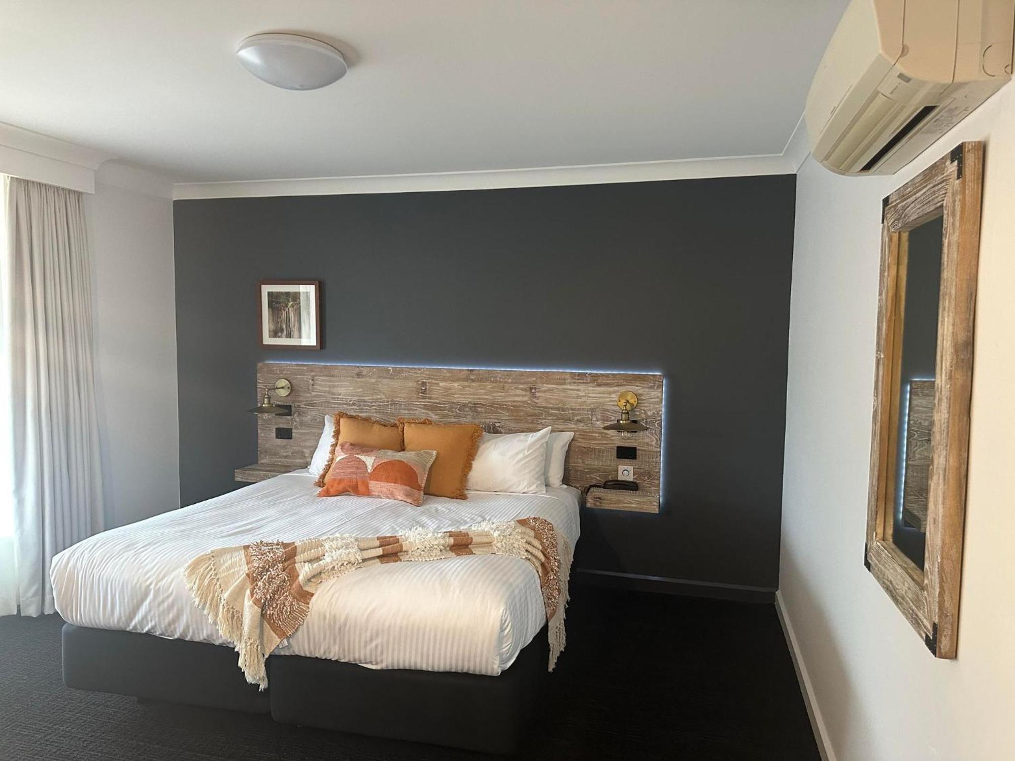 Ibis Styles Orange Hotel Exterior foto