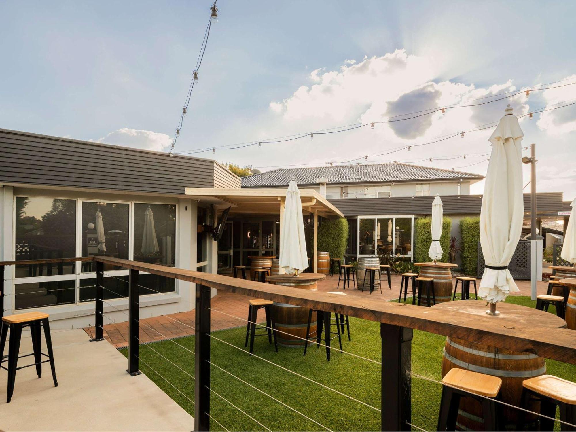 Ibis Styles Orange Hotel Exterior foto